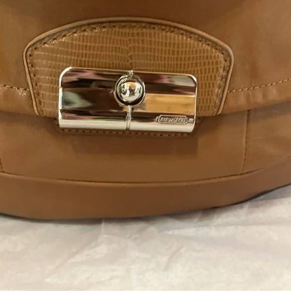 COACH Large Kristin Saddle Leather Satchel/Crossbody in MINT Condition! - Picture 4 of 11